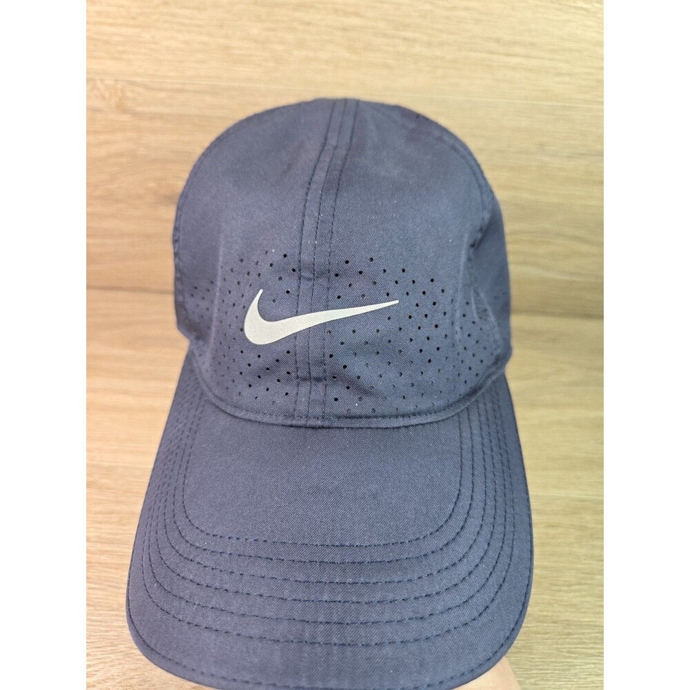 Nike Dri-FIT Featherlight Running hat, breathable adjustable Loop Closure Blue